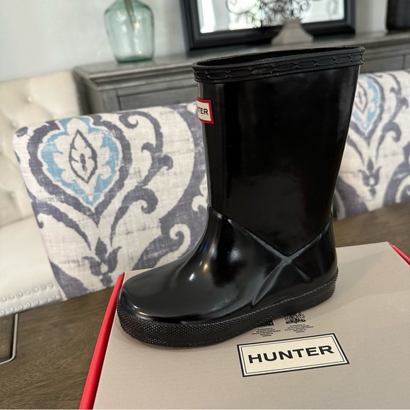NIB Hunter 'First Gloss' Black Rain Boot Toddler Multiple Sizes 8 and 9 - Picture 5 of 14